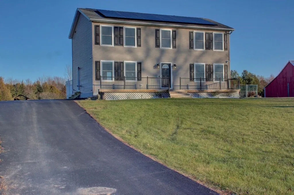 110 Pearl Street Grand Isle VT 05458