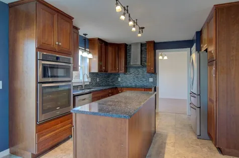 110 Pearl Street Grand Isle VT 05458
