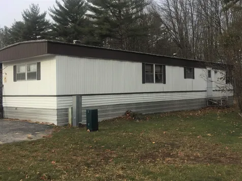 52 Cross Wind Lane Rochester NH 03867