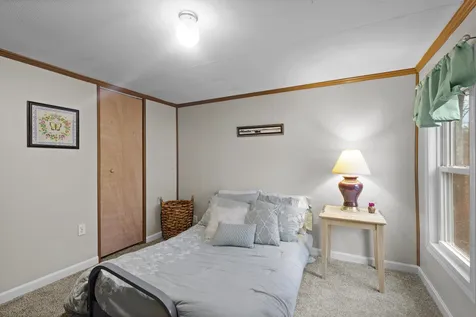 9 Henry Drive Rochester NH 03839
