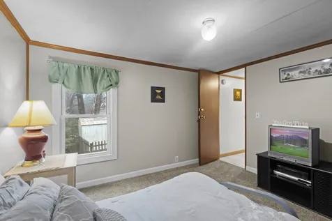 9 Henry Drive Rochester NH 03839