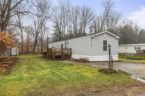 9 Henry Drive Rochester NH 03839