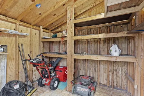 9 Henry Drive Rochester NH 03839