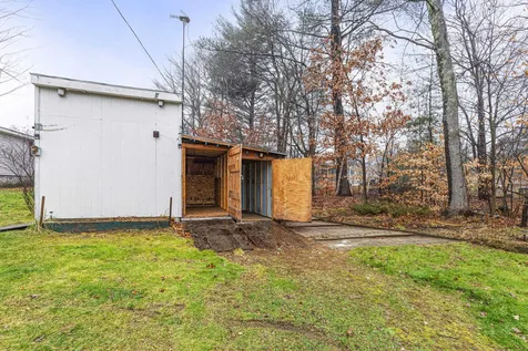 9 Henry Drive Rochester NH 03839