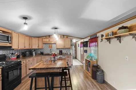 9 Henry Drive Rochester NH 03839