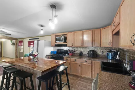 9 Henry Drive Rochester NH 03839