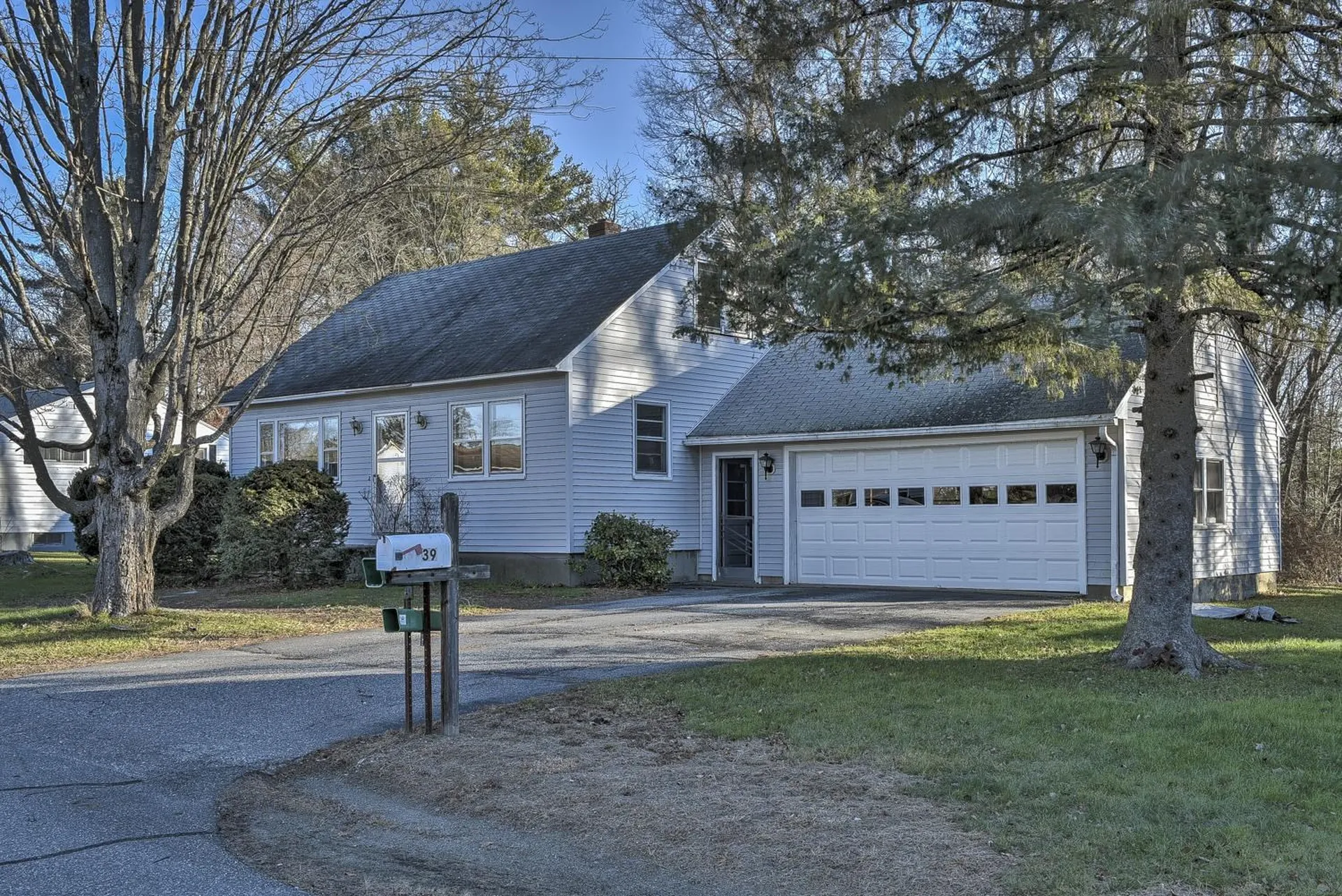 39 Hinsdale Heights Hinsdale NH 03451