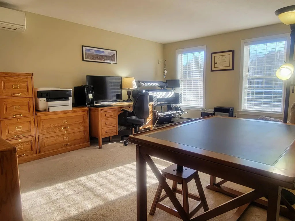 13 Max Lane Concord NH 03301