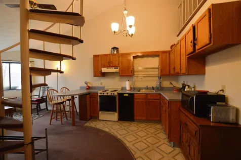 10 Kellogg Road Essex Junction VT 05452
