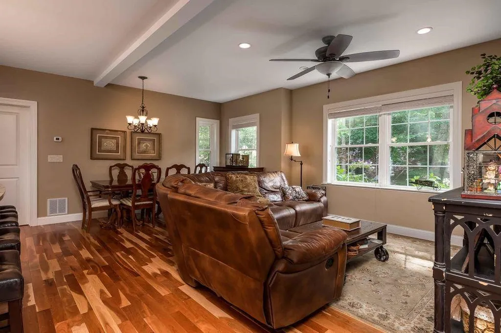 10 Coopers Way Kittery ME 03904