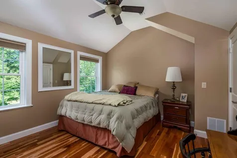 10 Coopers Way Kittery ME 03904