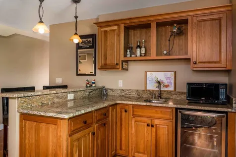 10 Coopers Way Kittery ME 03904