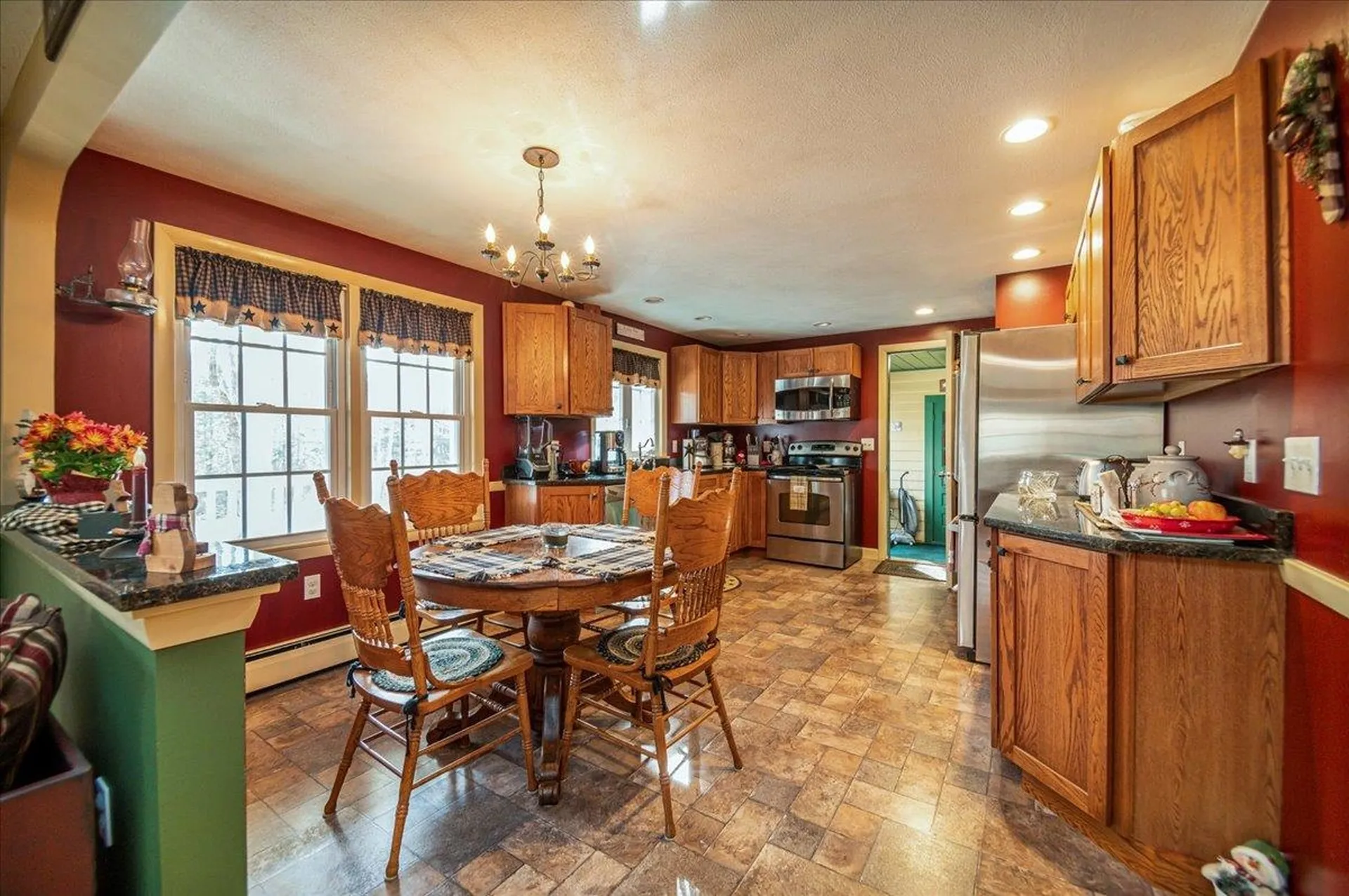 72 Elm Street Milton NH 03851