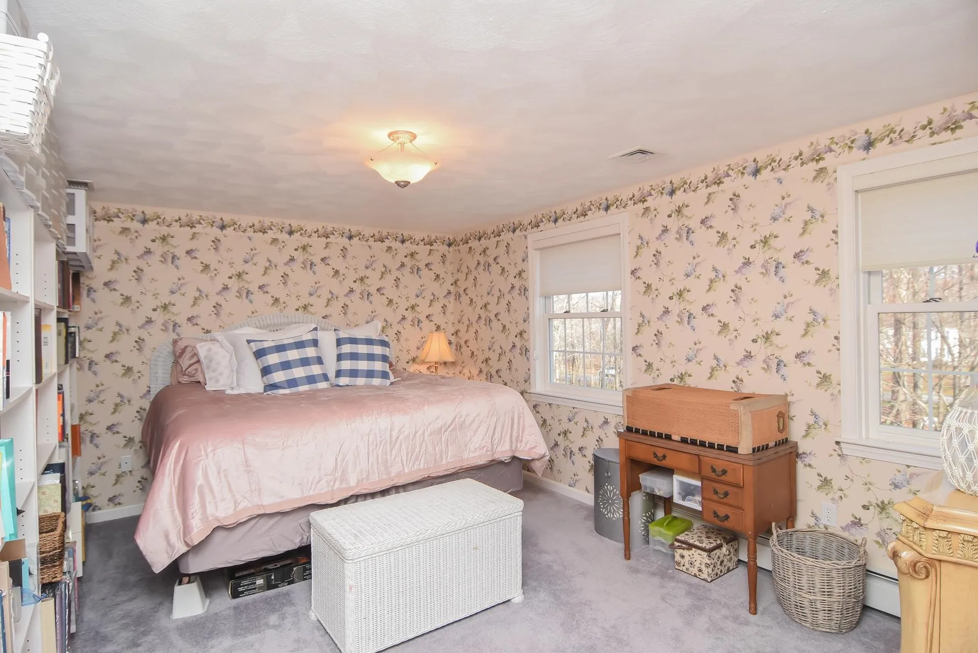 9 Colony Brook Lane Derry NH 03038