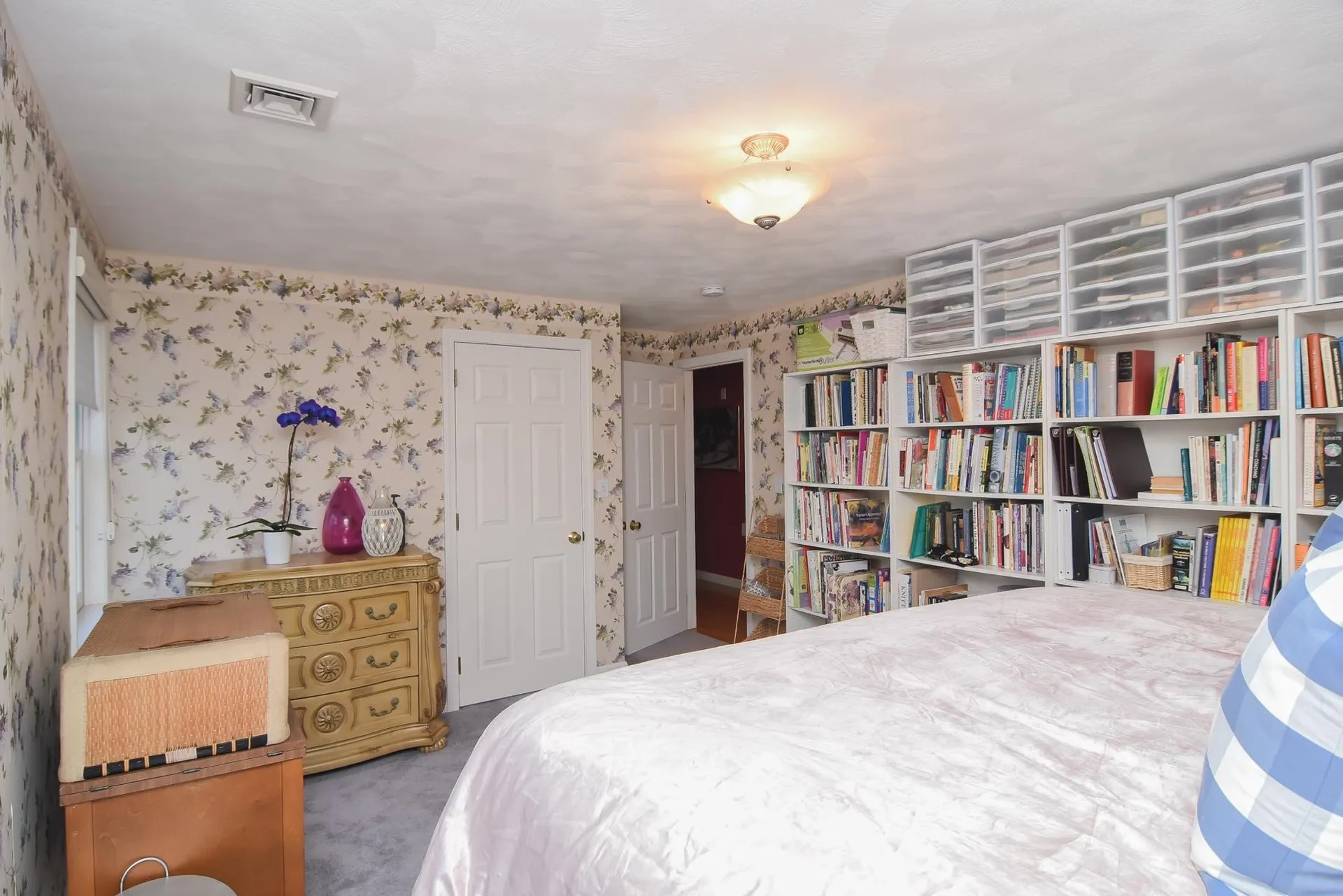 9 Colony Brook Lane Derry NH 03038