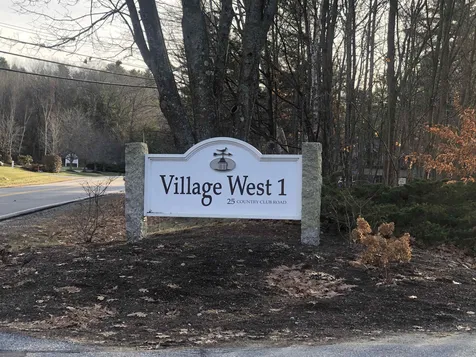 25 Country Club Road Gilford NH 03249