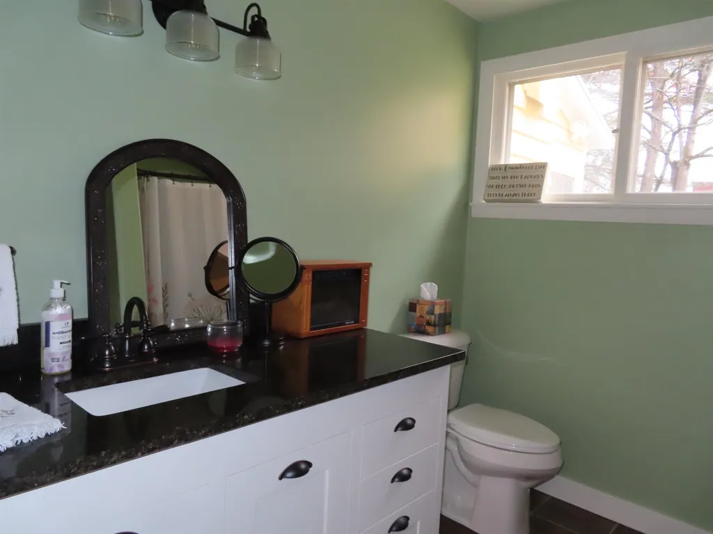 43 Hardy Court Keene NH 03431