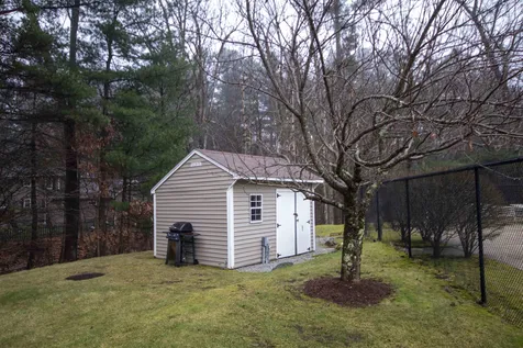 14b Tammy Court Hudson NH 03051