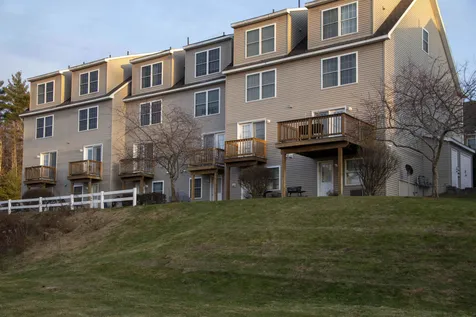 14b Tammy Court Hudson NH 03051