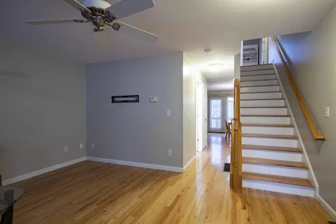 14b Tammy Court Hudson NH 03051