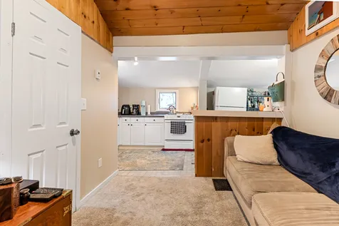 706 Route 103 Sunapee NH 03782