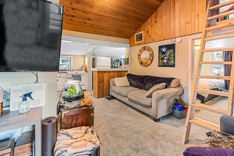 706 Route 103 Sunapee NH 03782