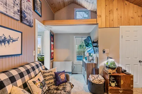 706 Route 103 Sunapee NH 03782