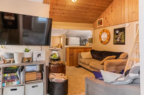 706 Route 103 Sunapee NH 03782