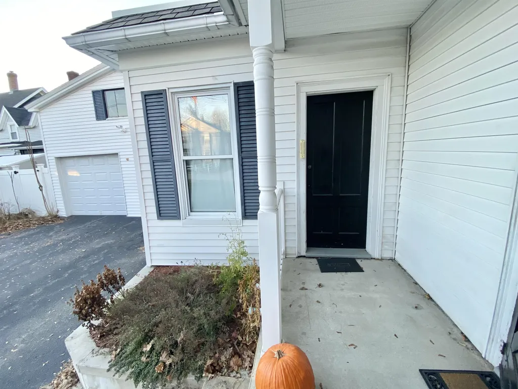 246 Taylor Street Manchester NH 03103