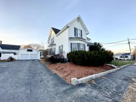 246 Taylor Street Manchester NH 03103