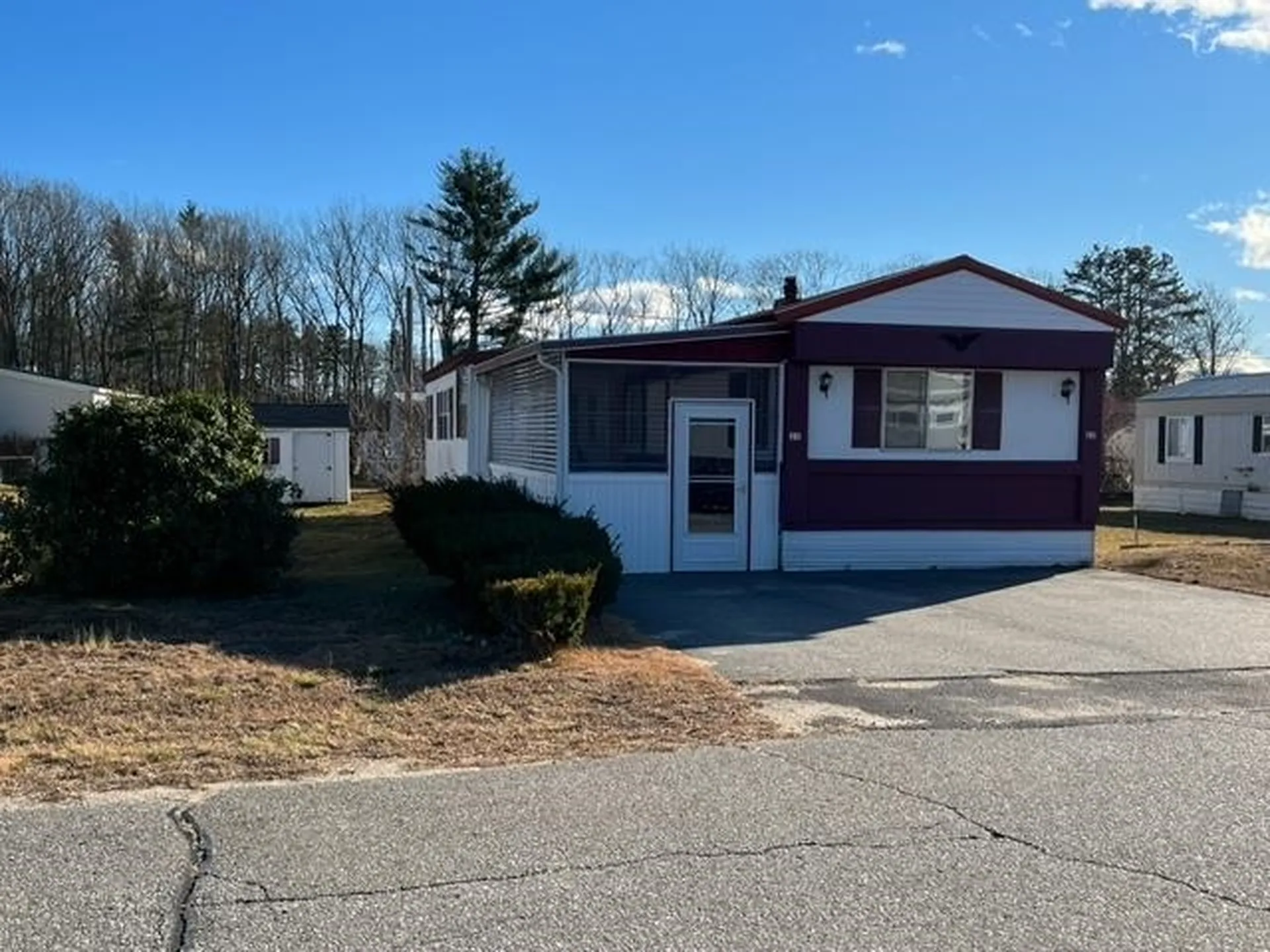 25 Trade Wind Lane Rochester NH 03867