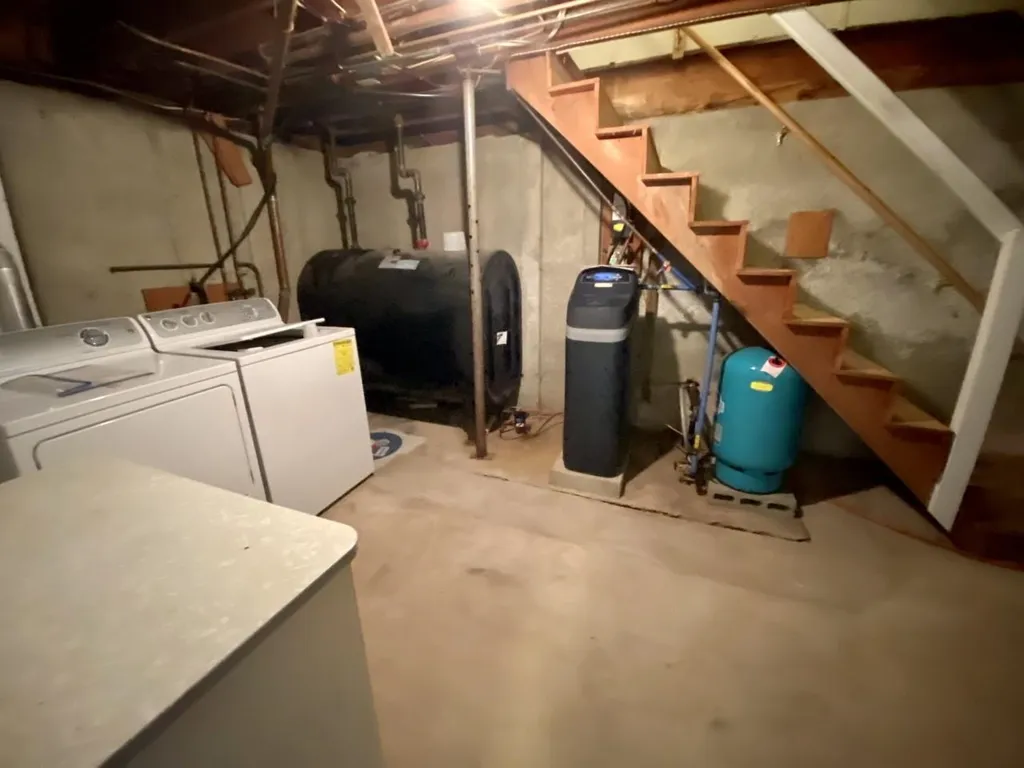 96 Old County Road Plaistow NH 03865