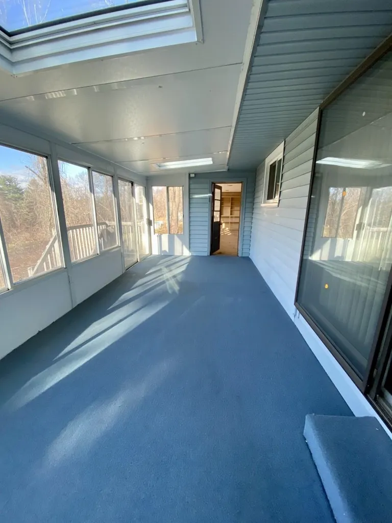 96 Old County Road Plaistow NH 03865