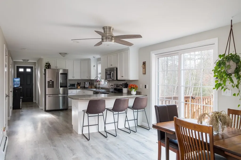 15 Fiddlehead Lane Rochester NH 03867