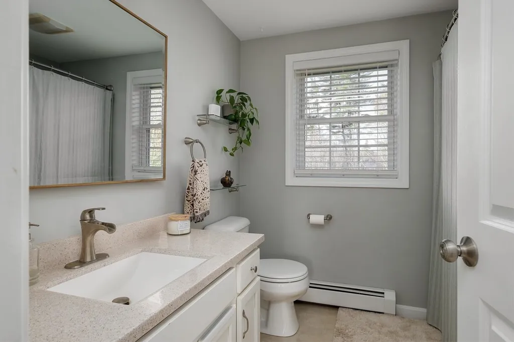 15 Fiddlehead Lane Rochester NH 03867