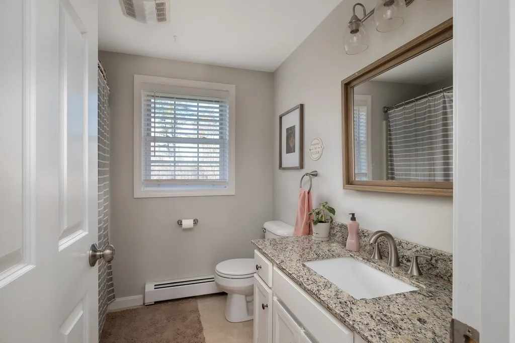 15 Fiddlehead Lane Rochester NH 03867