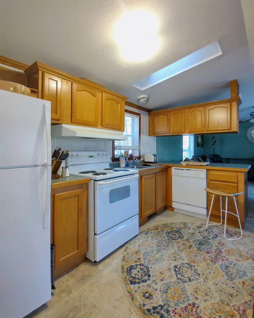20 Colonial Village Somersworth NH 03878