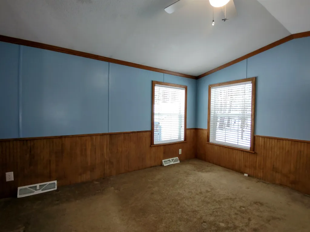 20 Colonial Village Somersworth NH 03878