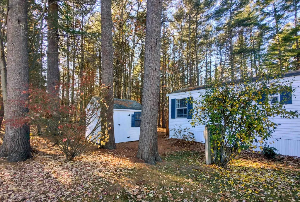 20 Colonial Village Somersworth NH 03878