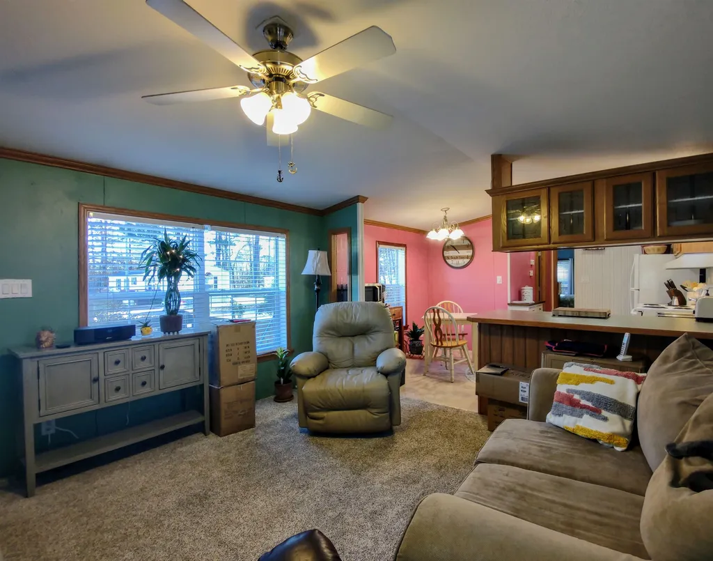 20 Colonial Village Somersworth NH 03878