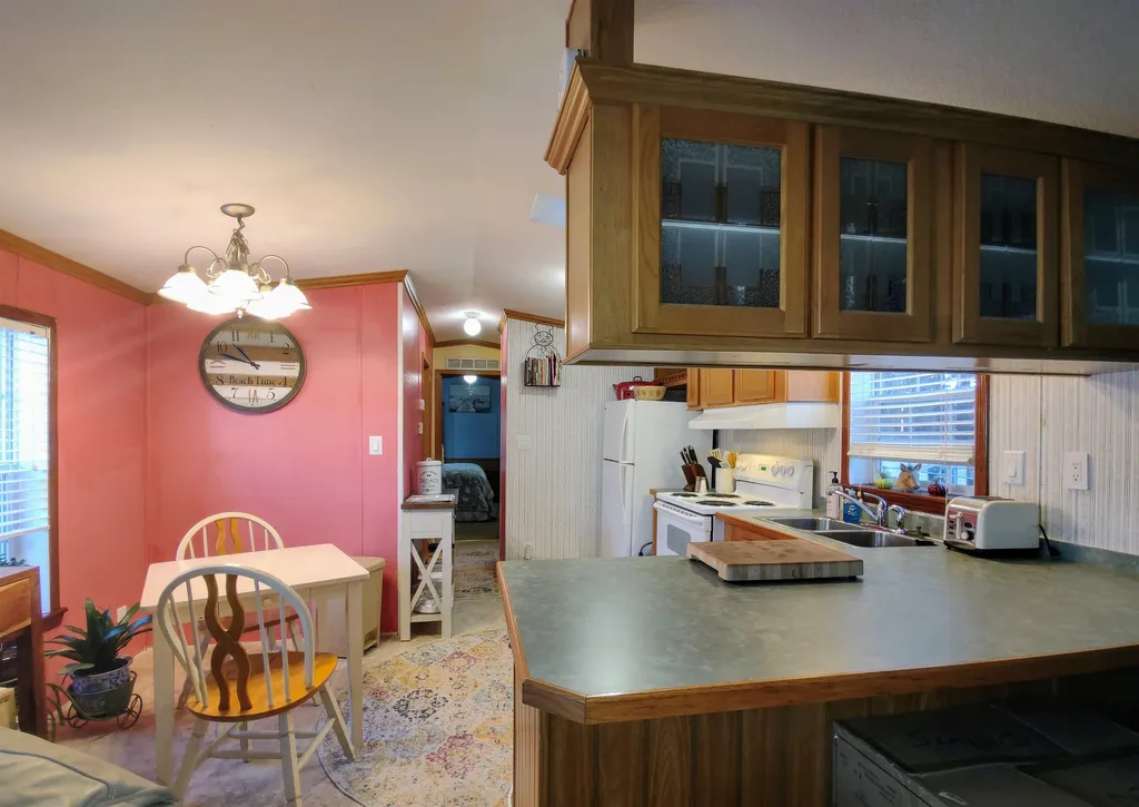 20 Colonial Village Somersworth NH 03878