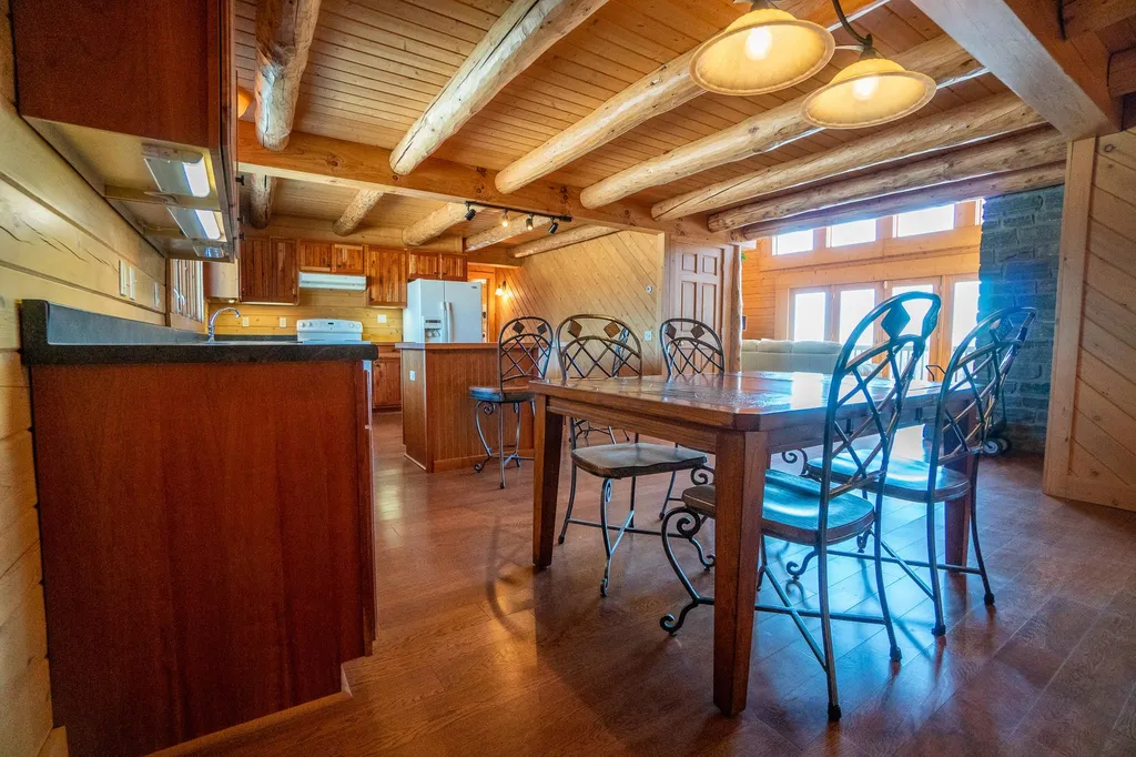 280 Quarter Horse Road Newark VT 05871