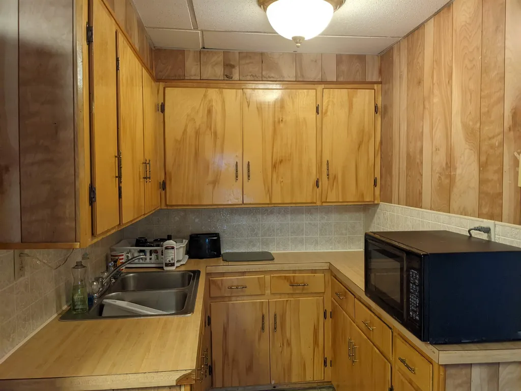 685 Massabesic Street Manchester NH 03103