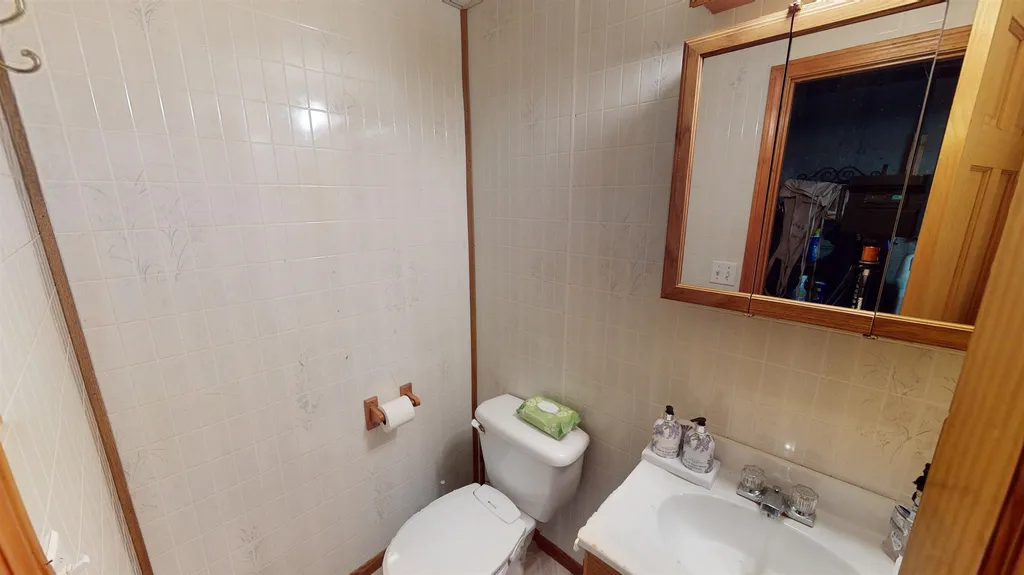 82 Butler Street Salem NH 03079