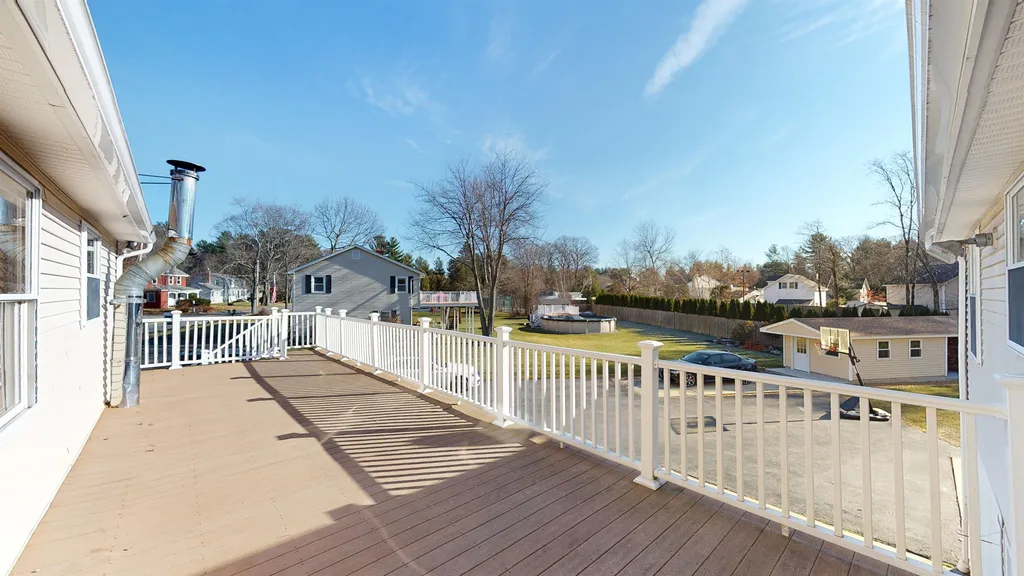 82 Butler Street Salem NH 03079