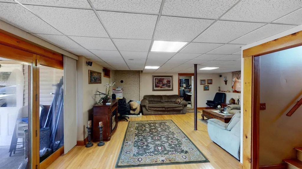 82 Butler Street Salem NH 03079