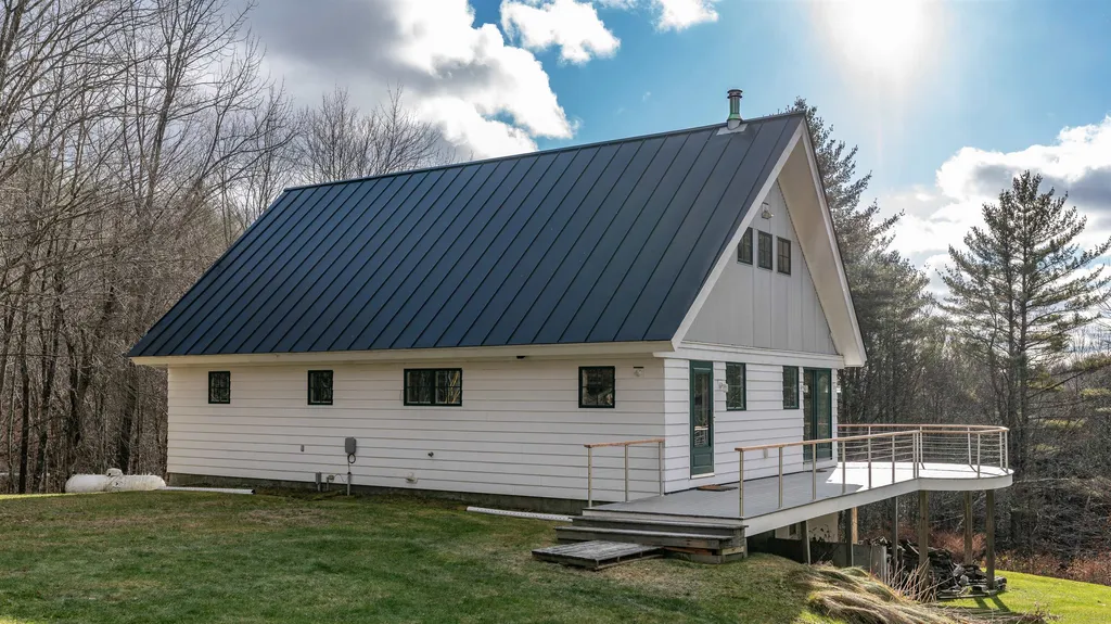 1319 Webster Hill Road Pomfret VT 05053