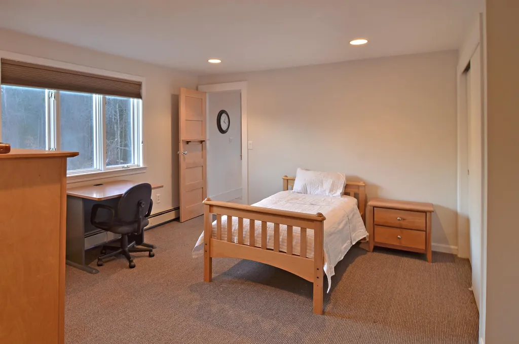 50 County Road Bedford NH 03110
