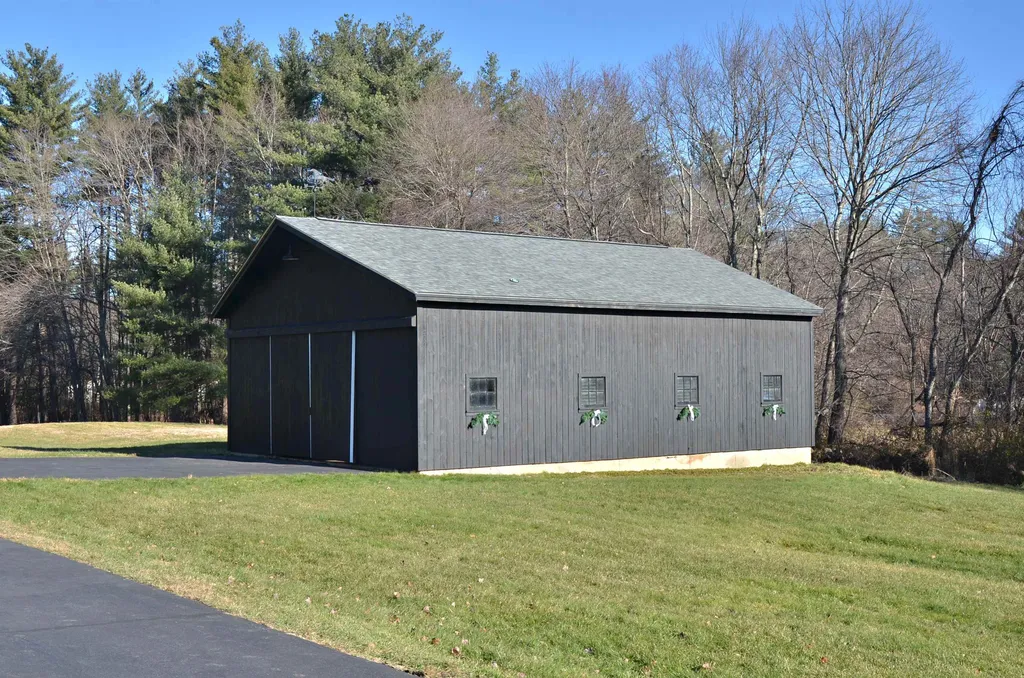50 County Road Bedford NH 03110