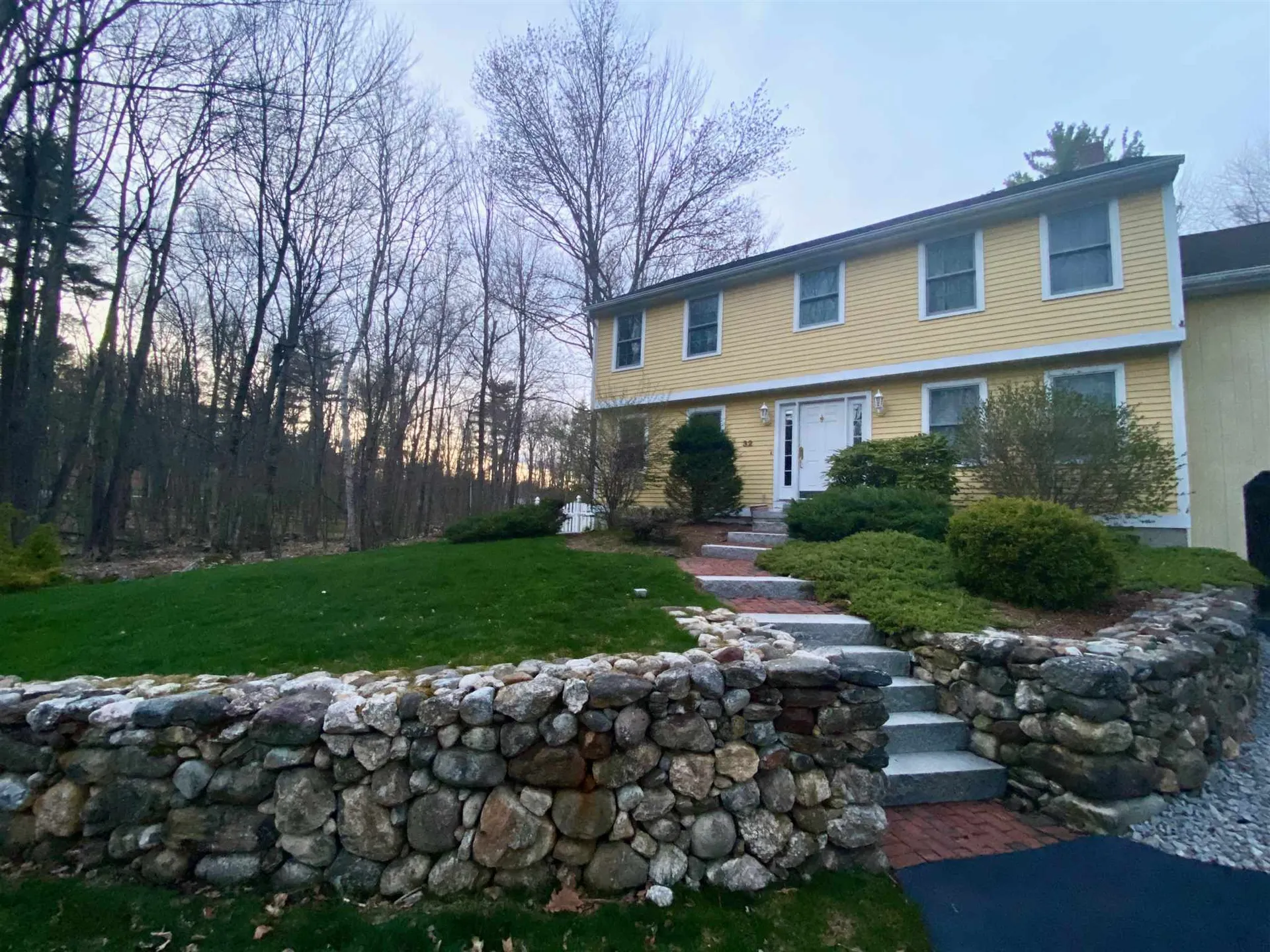 32 Blackbird Drive Bedford NH 03110